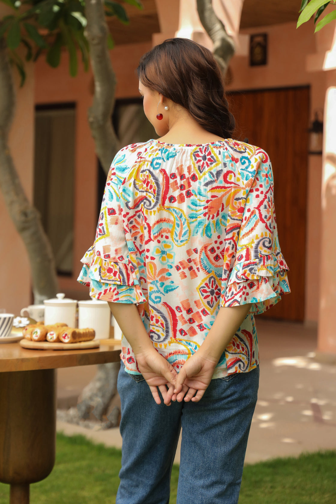 Women Print Tie-Up Neck Crepe Top