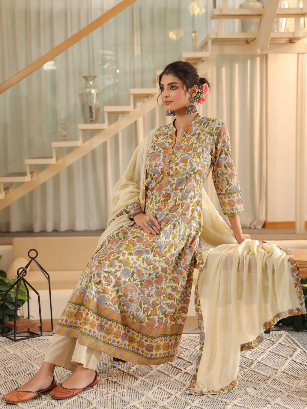 Women Floral Printed Regular Pure Cotton Kurta with Trousers & With Dupatta