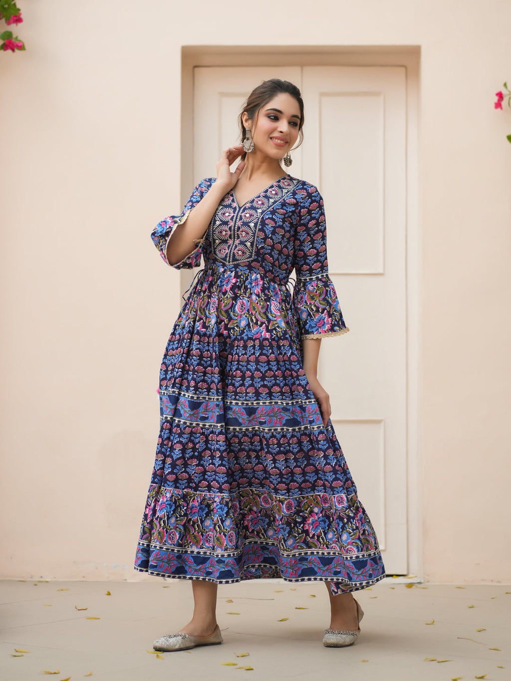 Women Floral Printed Keyhole Neck Flared Sleeves Anarkali Kurta