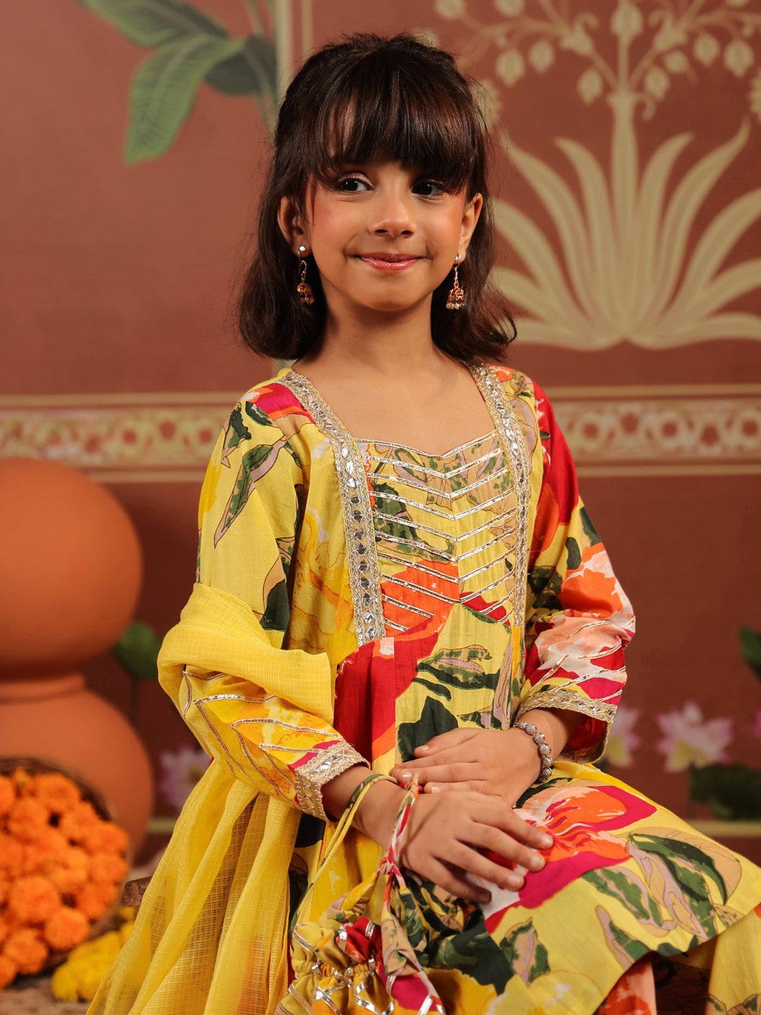 Girls Floral Printed Regular Pure Cotton Kurta with Trousers & With Dupatta