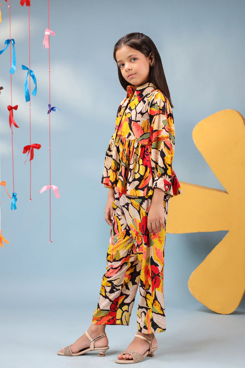 Girls Printed Three-Quarter Sleeves Top With Trousers