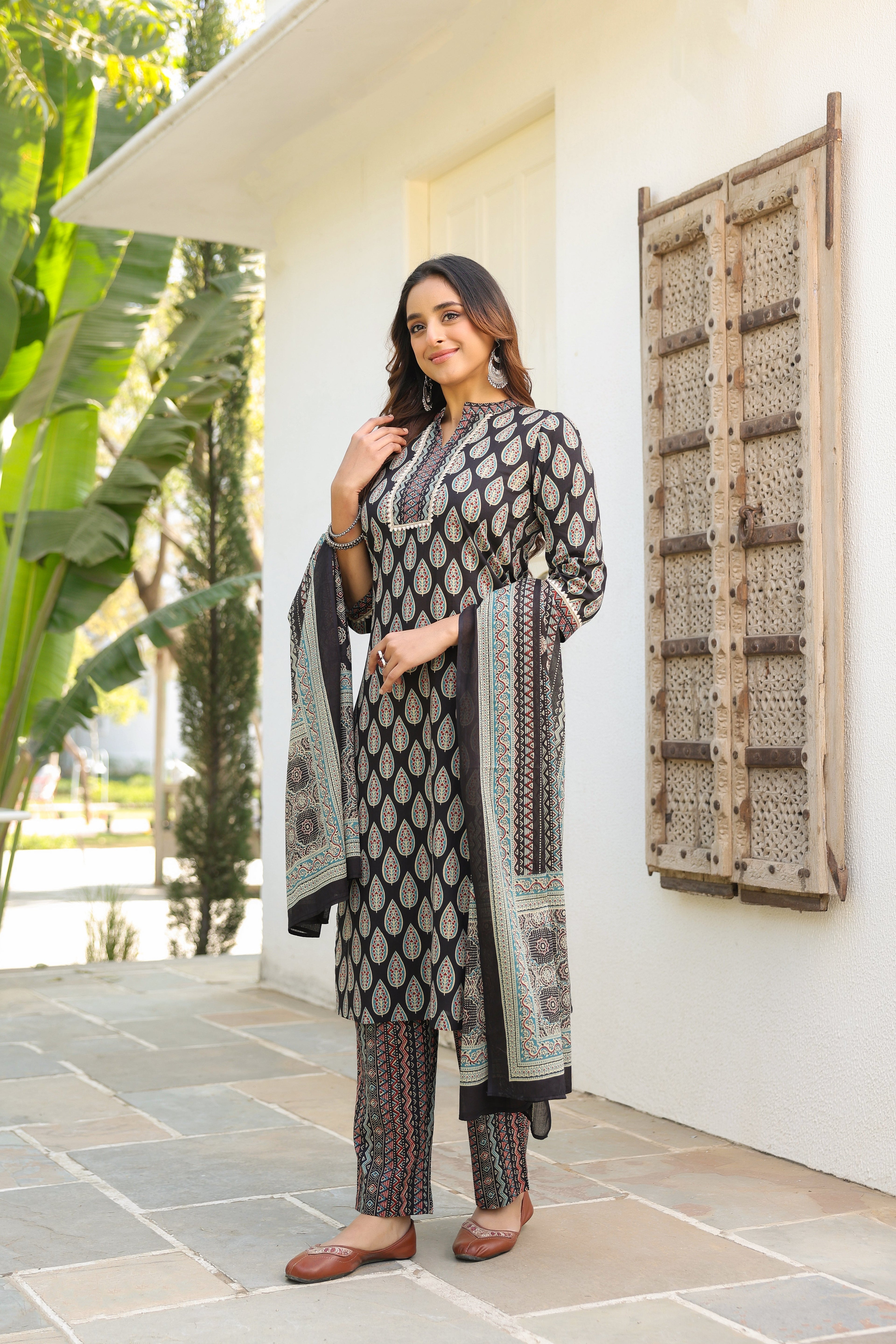 Women Ethnic Motifs Printed Regular Pure Cotton Kurta with Trousers & With Dupatta
