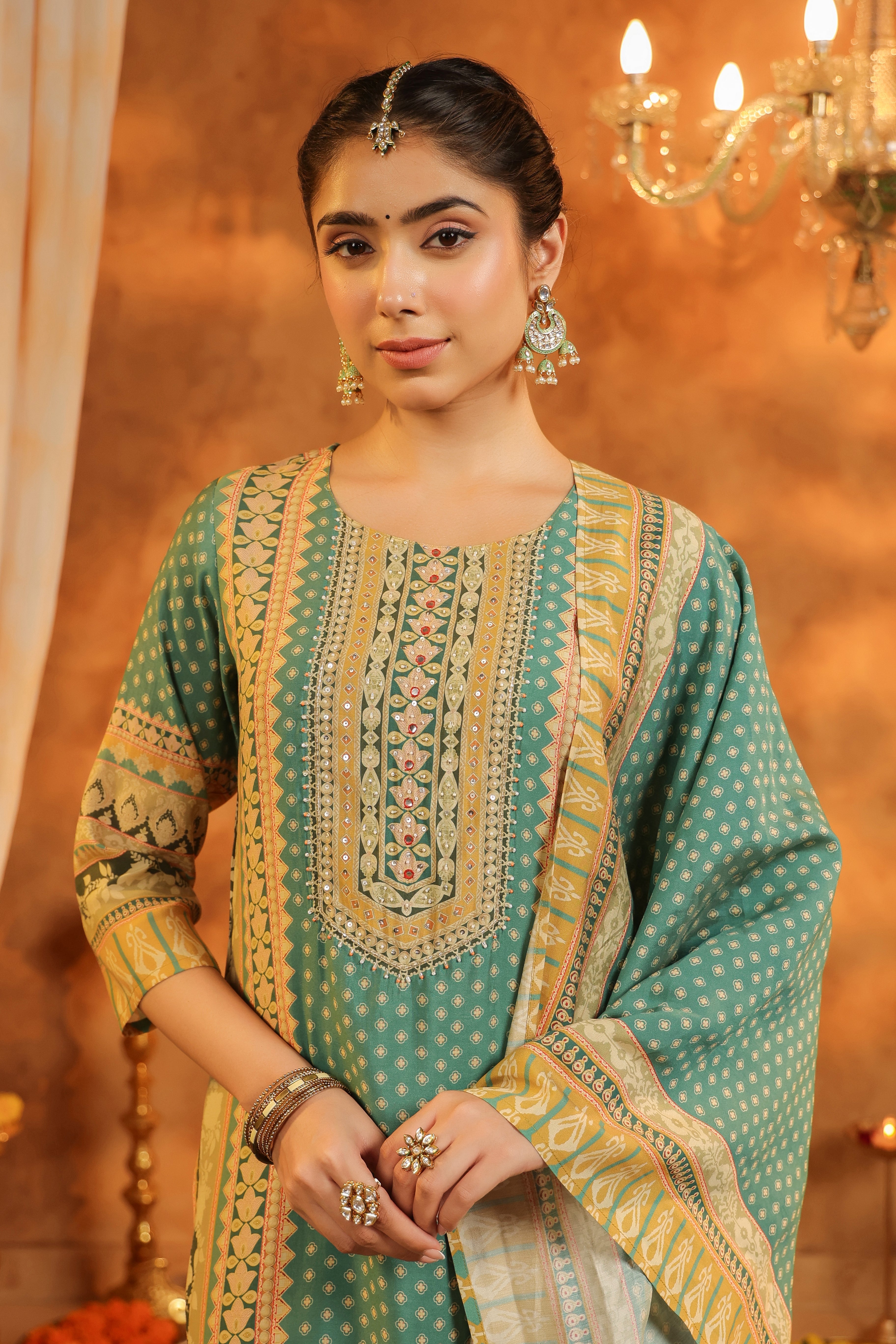 Ethnic Motifs Printed Kurta With Trousers & Dupatta