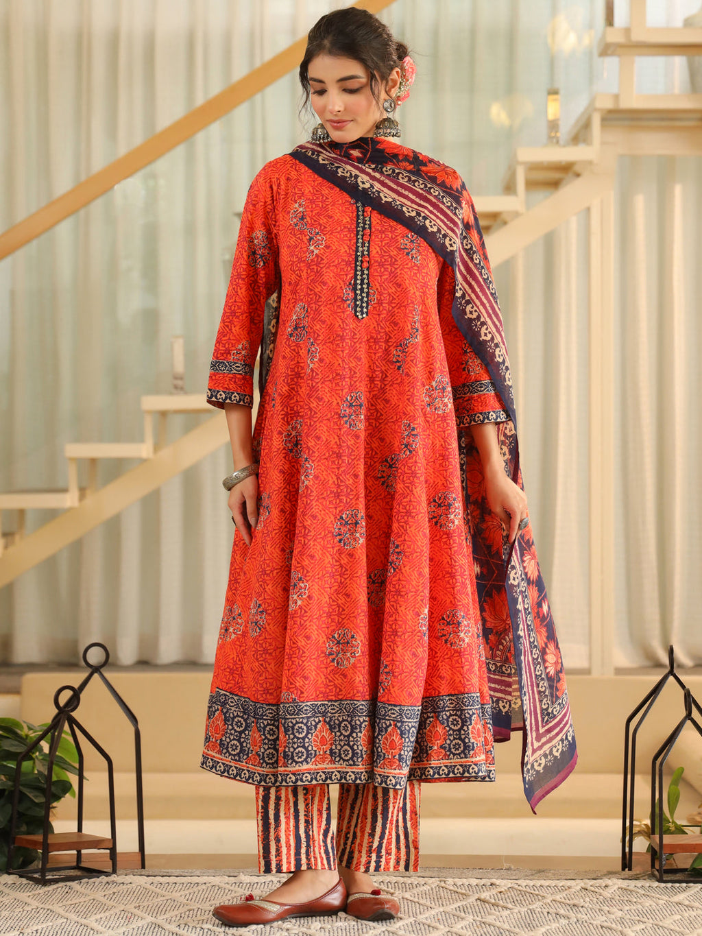 Women Ethnic Motifs Printed Regular Pure Cotton Kurta with Trousers & With Dupatta