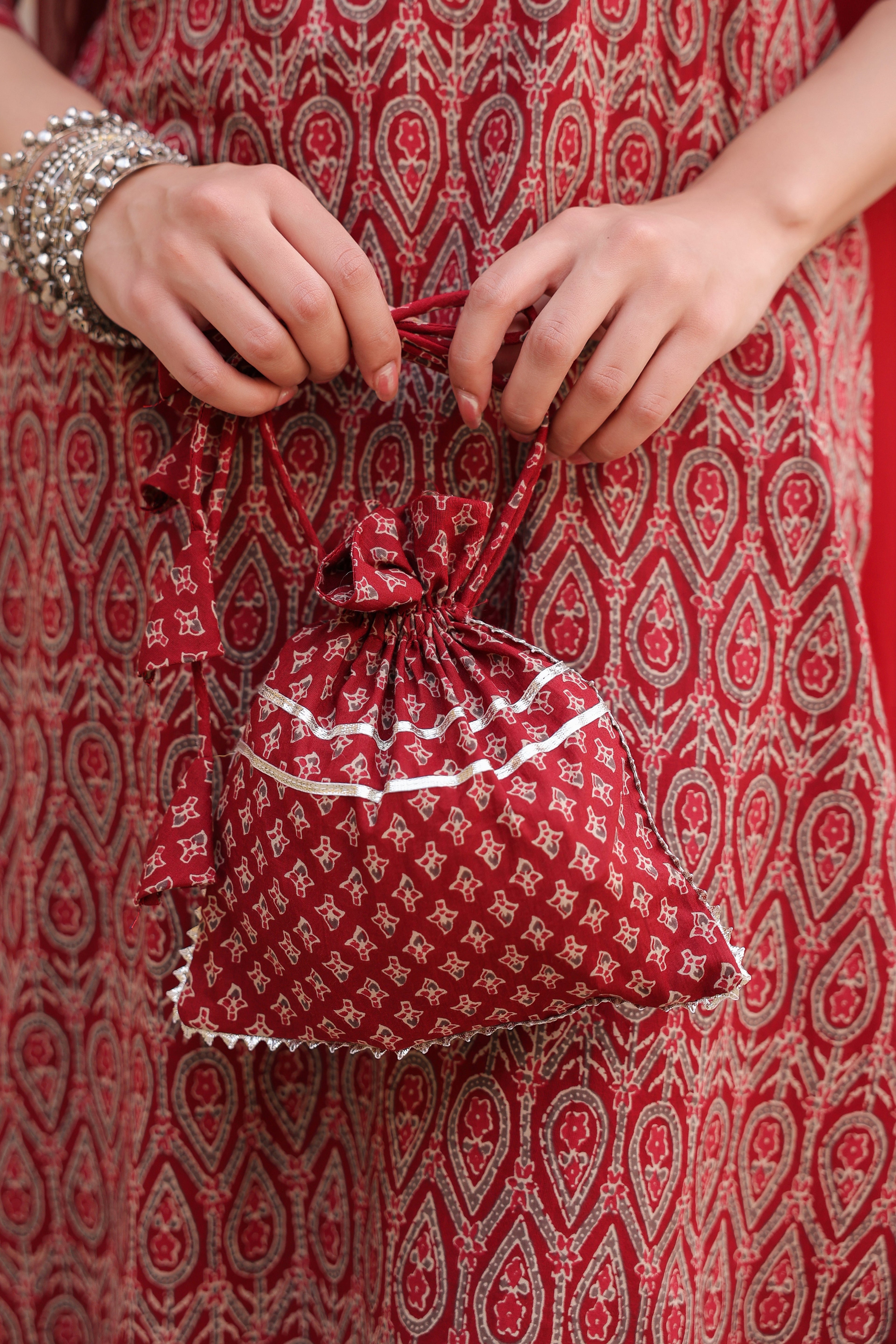 Women Ethnic Motifs Printed Regular Pure Cotton Kurta with Trousers & With Dupatta