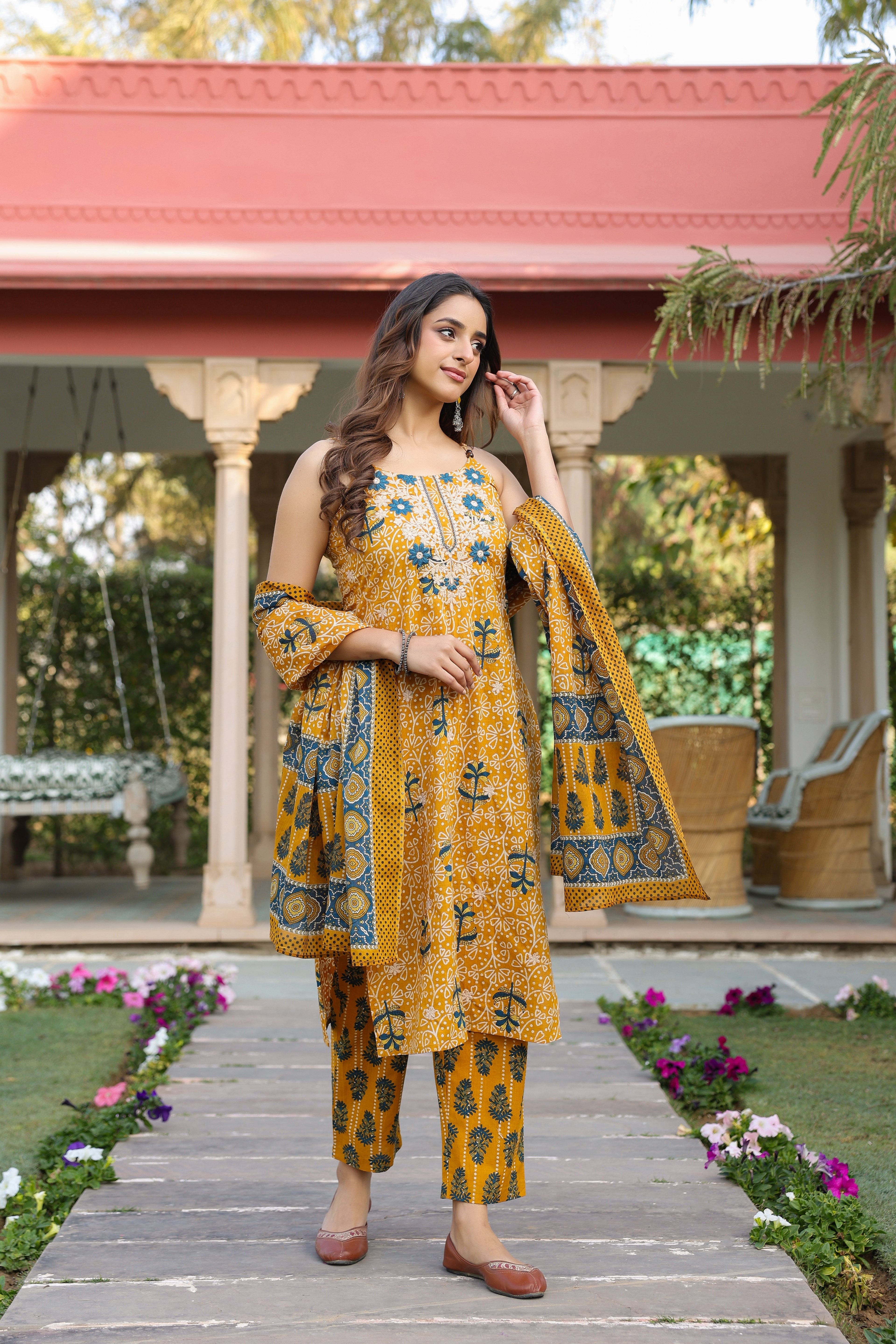 Women Ethnic Motifs Printed Regular Beads and Stones Pure Cotton Kurta with Trousers & With Dupatta