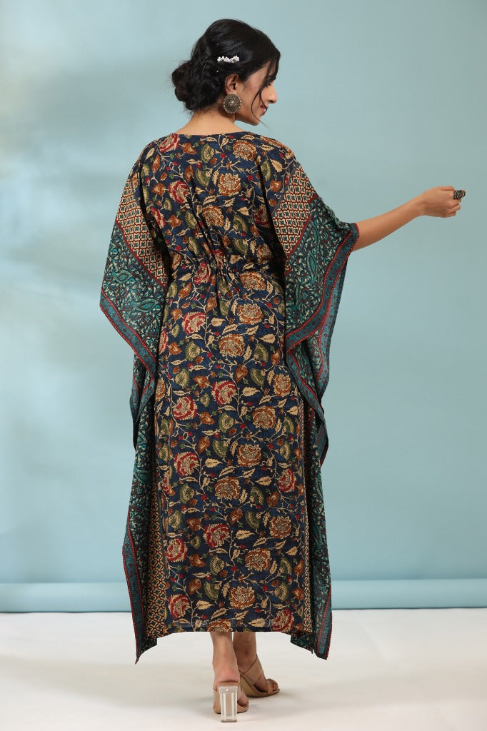 Women Floral Printed Kaftan Long Kurta