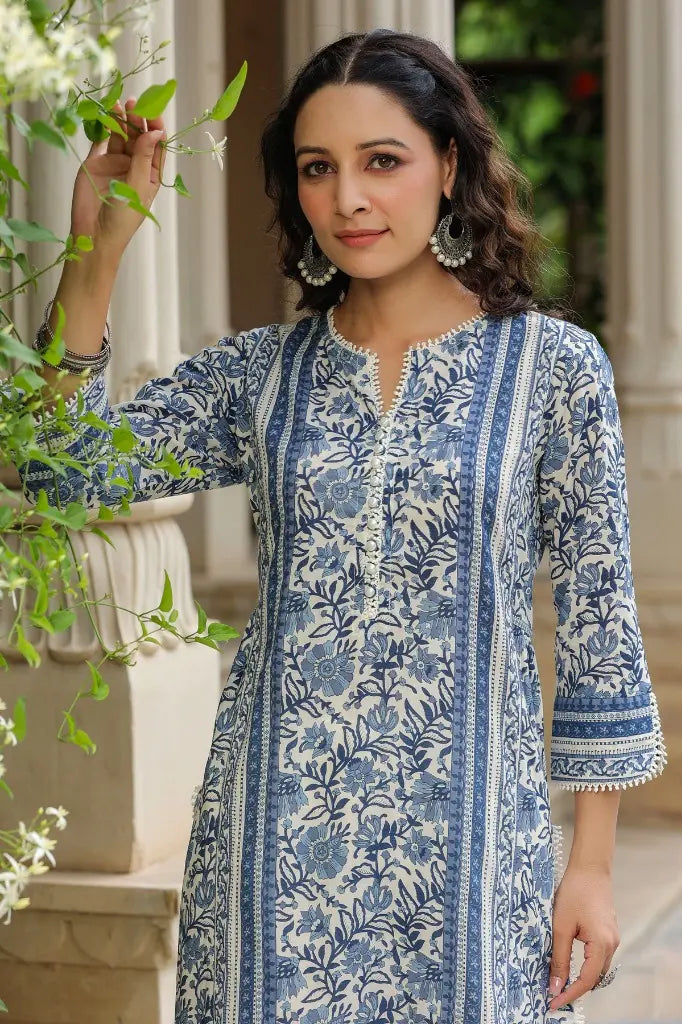 Women Blue Floral Printed A-line Kurta