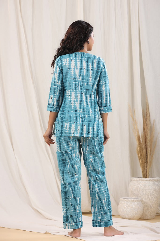 Women Tie And Dye Cotton Night Suit